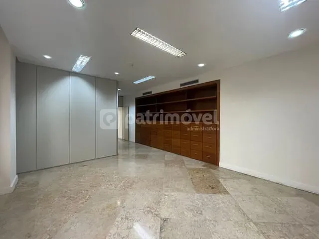 Andar corporativo com 497m², para alugar, no bairro Centro em Rio de Janeiro