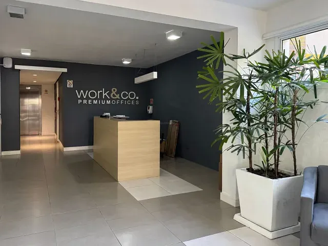 Andar corporativo à venda, no bairro São João em Porto Alegre