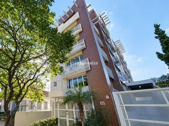 Andar corporativo à venda, no bairro São João em Porto Alegre