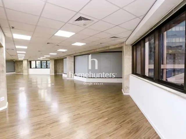 Andar corporativo com 460m², para alugar, no bairro Centro em Campinas