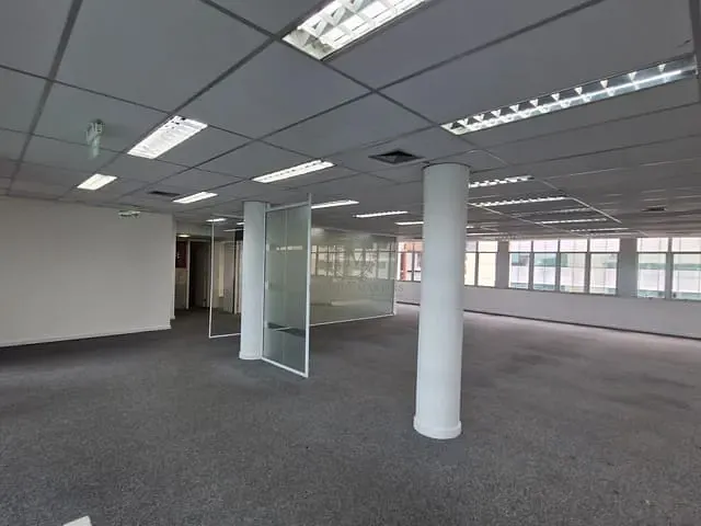 Andar corporativo com 629m², para alugar, no bairro Centro em Rio de Janeiro