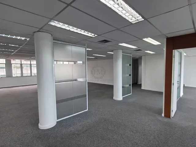 Andar corporativo com 629m², para alugar, no bairro Centro em Rio de Janeiro