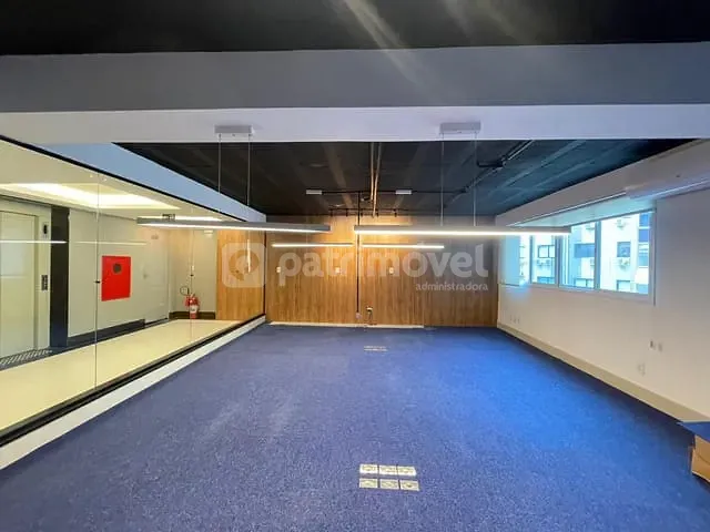 Andar corporativo com 185m², para alugar, no bairro Leblon em Rio de Janeiro