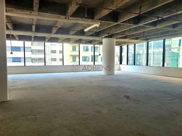 Andar corporativo para alugar, no bairro Cerqueira César em São Paulo