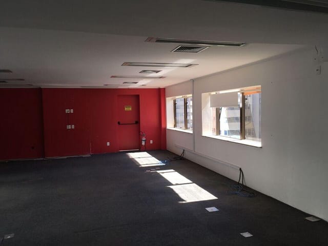 Andar corporativo com 528m², para alugar, no bairro Paraíso em São Paulo