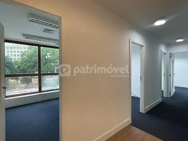 Andar corporativo com 395m², para alugar, no bairro Centro em Rio de Janeiro