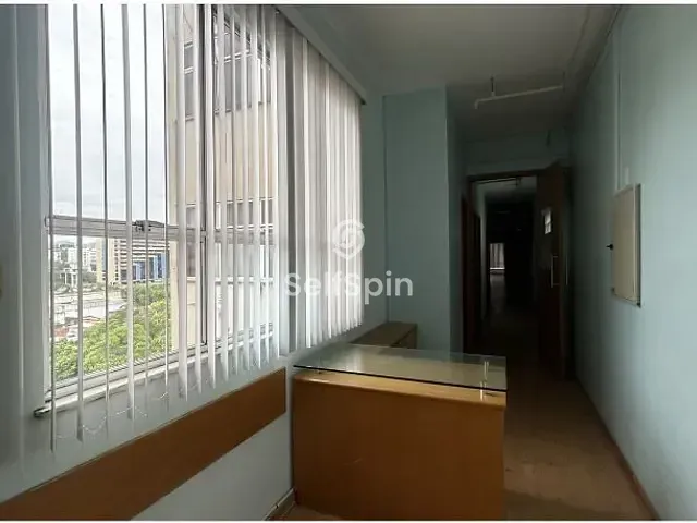 Sala para alugar, no bairro Centro em Niterói