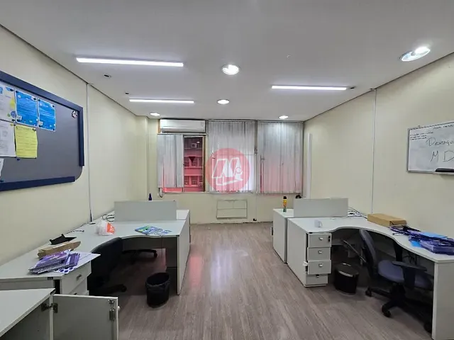 Andar corporativo com 395m², à venda ou para alugar, no bairro Centro Histórico em Porto Alegre