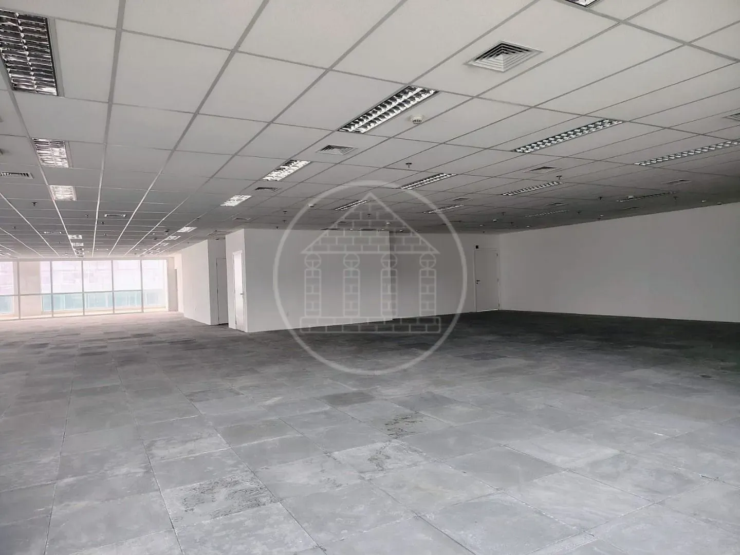 Sala-Conjunto, 570 m² - Foto 1