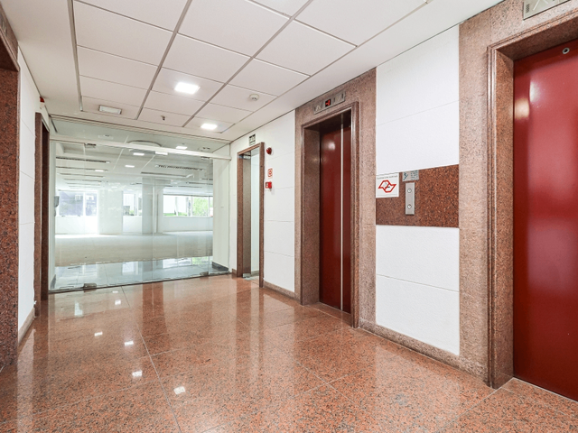 Andar corporativo com 200m², à venda ou para alugar, no bairro Vila Olímpia em São Paulo