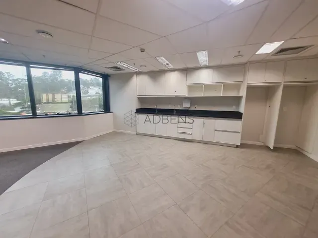 Andar corporativo à venda ou para alugar, no bairro Pinheiros em São Paulo