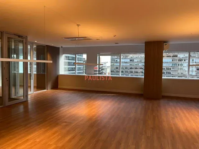 Conjunto comercial para alugar, no bairro Bela Vista em São Paulo