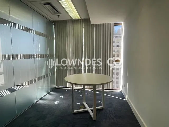 Andar corporativo para alugar, no bairro Centro em Rio de Janeiro