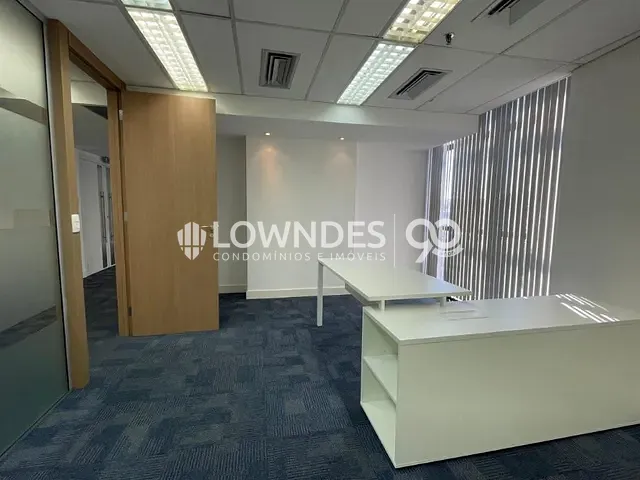 Andar corporativo para alugar, no bairro Centro em Rio de Janeiro