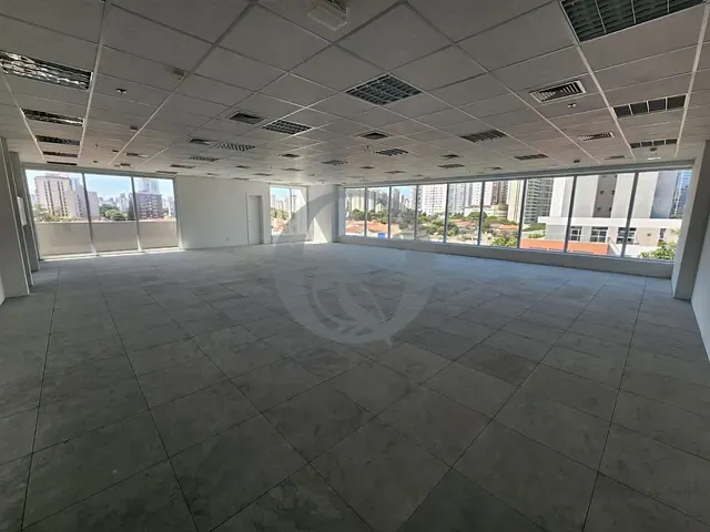 Andar corporativo com 195m², para alugar, no bairro Brooklin em São Paulo