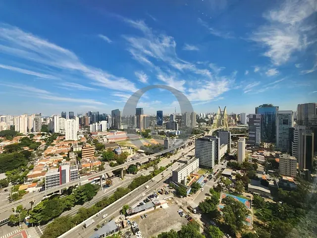 Andar corporativo com 195m², para alugar, no bairro Brooklin em São Paulo