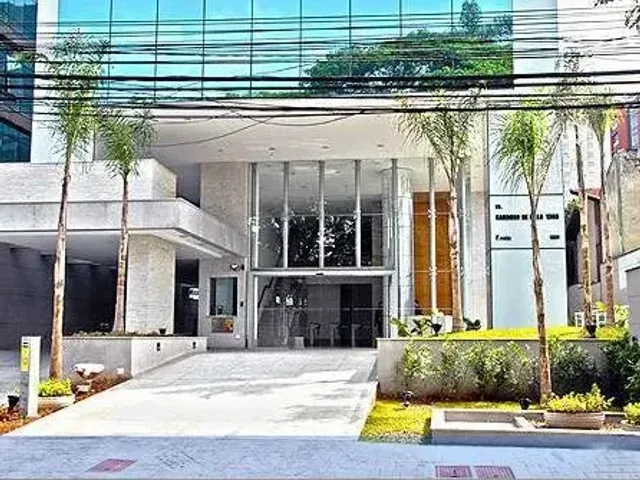 Andar corporativo com 528m², para alugar, no bairro Vila Olímpia em São Paulo