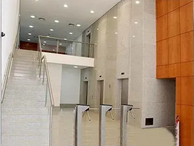 Andar corporativo com 528m², para alugar, no bairro Vila Olímpia em São Paulo
