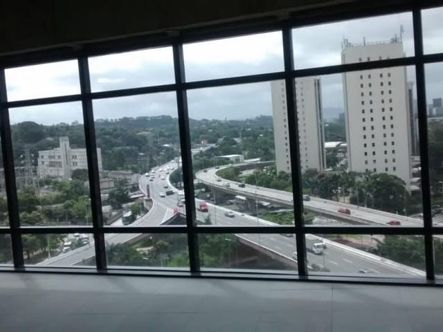 Andar corporativo com 911m², para alugar, no bairro Brooklin em São Paulo