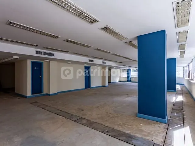 Andar corporativo com 678m², para alugar, no bairro Centro em Rio de Janeiro
