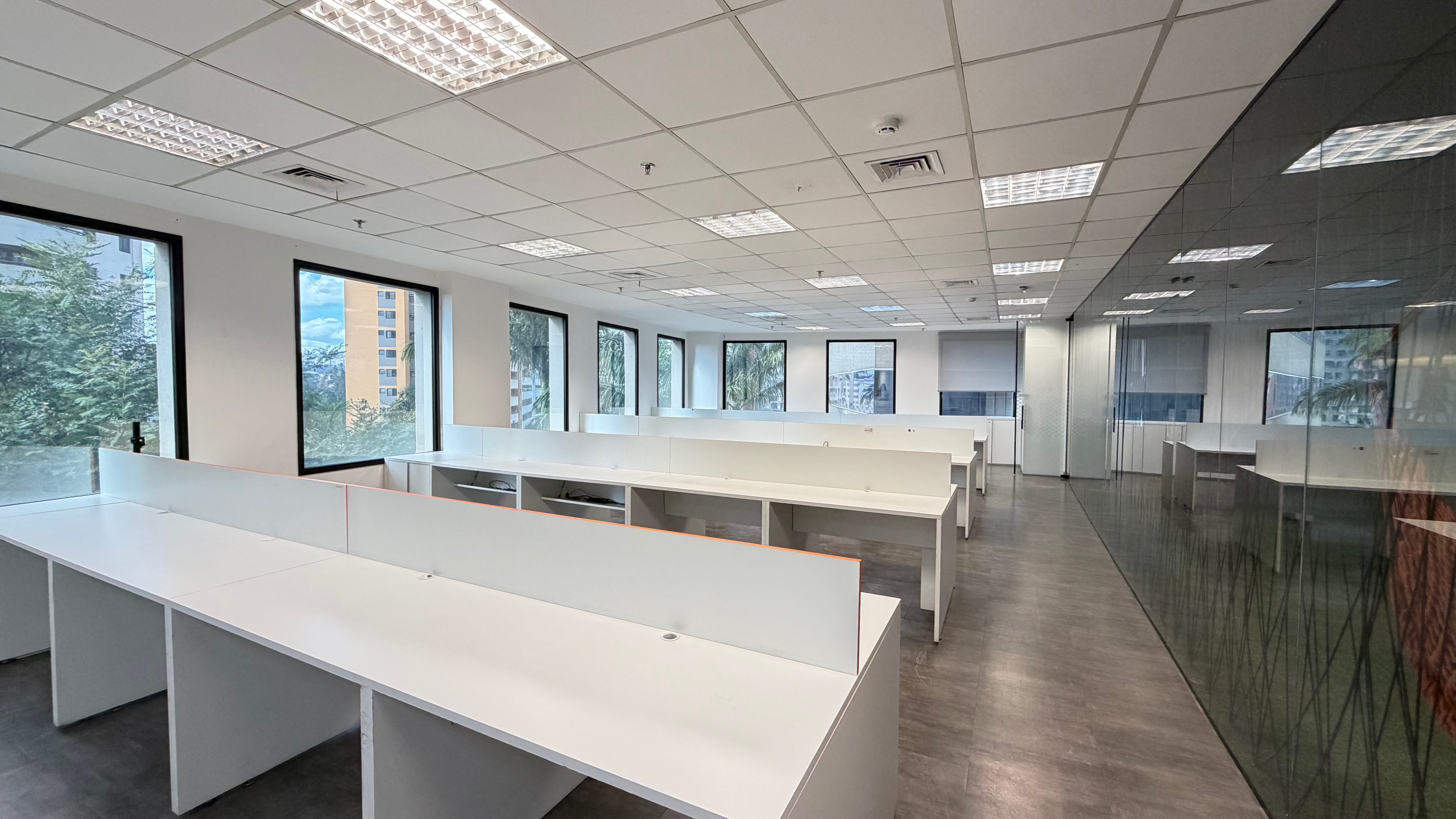 Imóvel em Empresarial 18 do Forte — foto 1