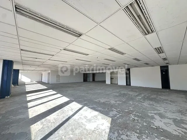 Andar corporativo com 667m², para alugar, no bairro Centro em Rio de Janeiro