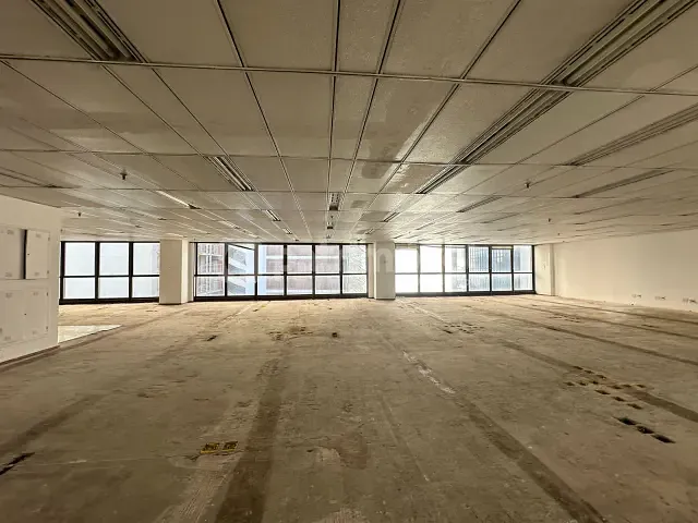 Andar corporativo com 667m², para alugar, no bairro Centro em Rio de Janeiro