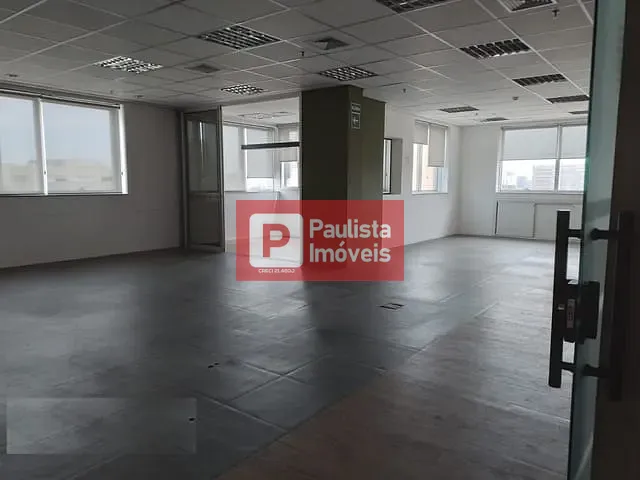 Andar corporativo com 1106m², para alugar, no bairro Indianópolis em São Paulo