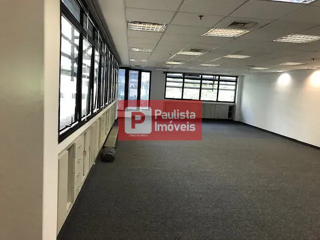 Andar corporativo com 165m², para alugar, no bairro Bela Vista em São Paulo