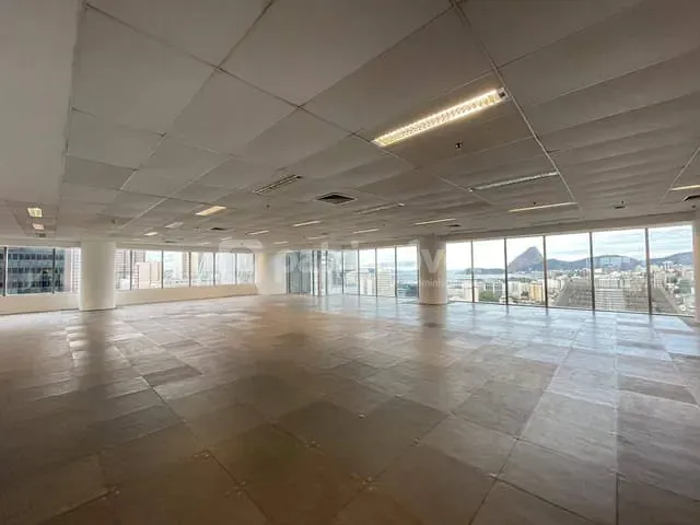 Andar corporativo para alugar, no bairro Centro em Rio de Janeiro