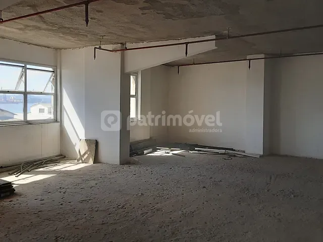 Andar corporativo com 346m², à venda ou para alugar, no bairro Centro em Rio de Janeiro