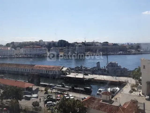 Andar corporativo com 346m², à venda ou para alugar, no bairro Centro em Rio de Janeiro