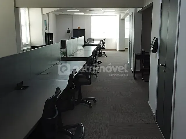 Andar corporativo com 346m², à venda ou para alugar, no bairro Centro em Rio de Janeiro