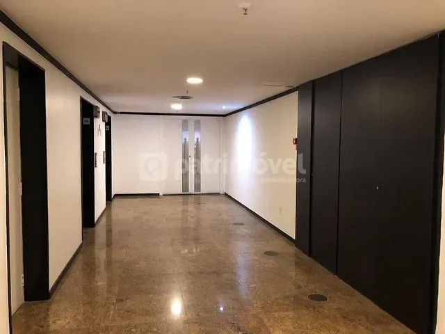 Andar corporativo com 242m², para alugar, no bairro Centro em Rio de Janeiro