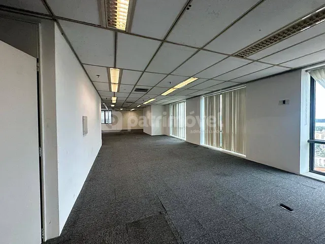 Andar corporativo para alugar, no bairro Centro em Rio de Janeiro
