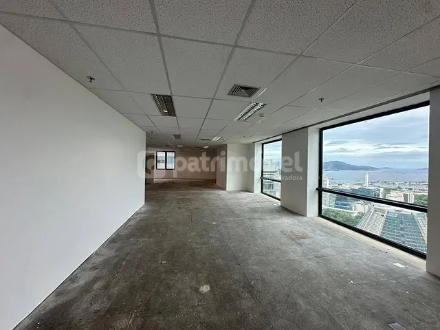 Andar corporativo para alugar, no bairro Centro em Rio de Janeiro