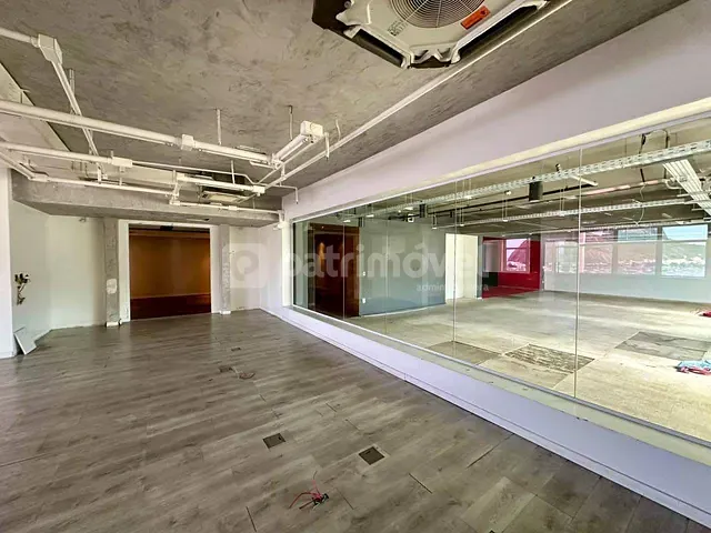 Andar corporativo com 716m², para alugar, no bairro Botafogo em Rio de Janeiro