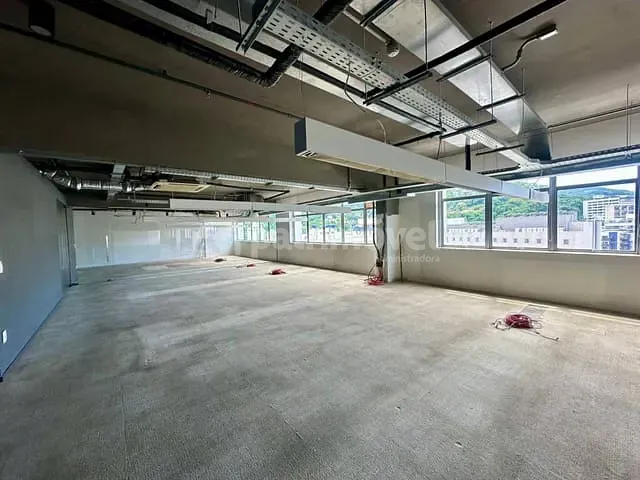 Andar corporativo com 716m², para alugar, no bairro Botafogo em Rio de Janeiro