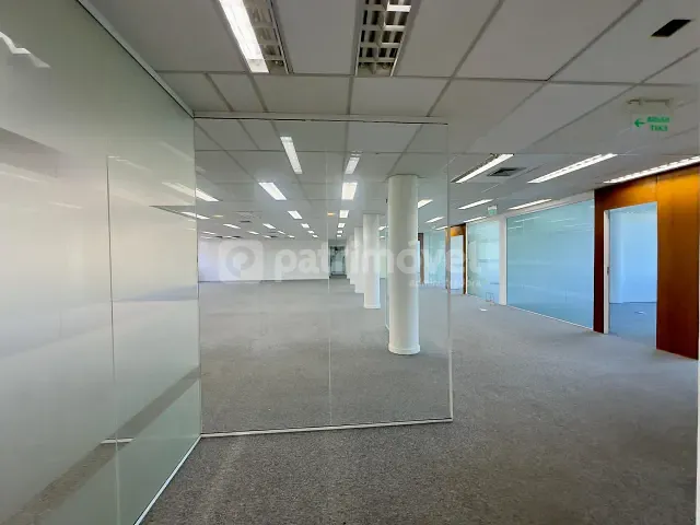 Andar corporativo para alugar, no bairro Centro em Rio de Janeiro