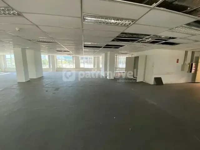 Andar corporativo para alugar, no bairro Barra da Tijuca em Rio de Janeiro