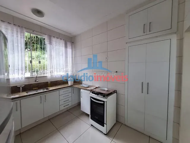 Apartamento 4 quartos e 4 banheiros, à venda, no bairro Ano Bom em Barra Mansa