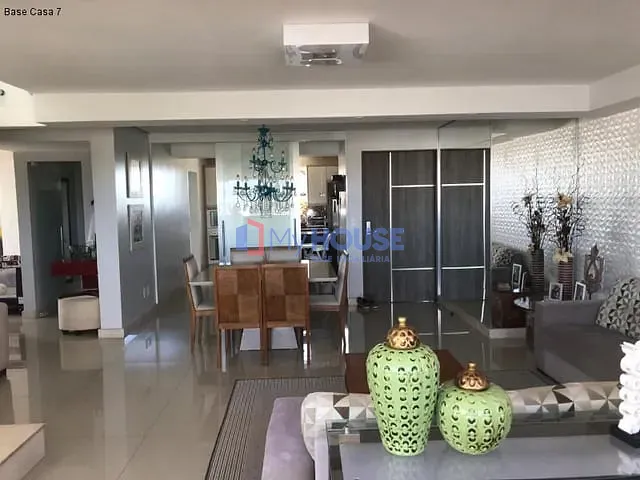 Apartamento com 150m² 4 quartos e 2 banheiros, à venda, no bairro Boa Vista em Ilhéus