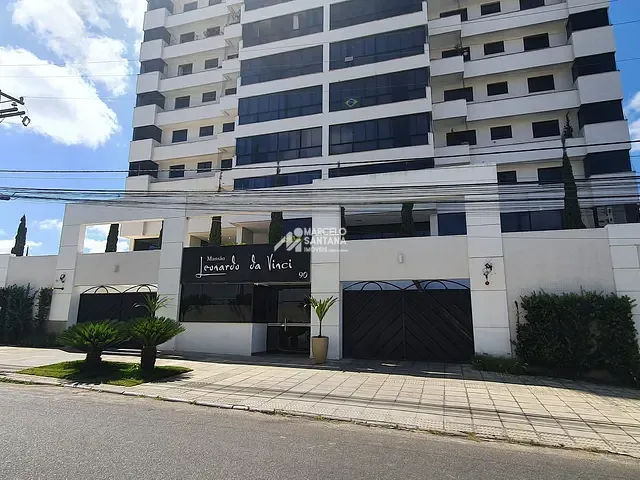 Apartamento com 342m² 5 quartos e 5 banheiros, à venda, no bairro Candeias em Vitória da Conquista
