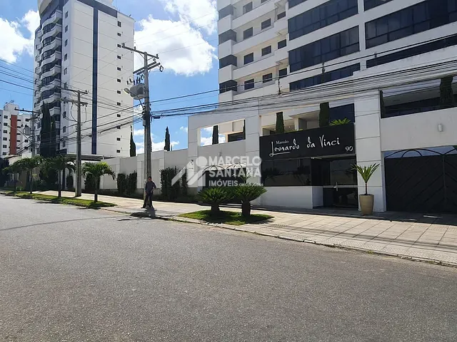Apartamento com 342m² 5 quartos e 5 banheiros, à venda, no bairro Candeias em Vitória da Conquista