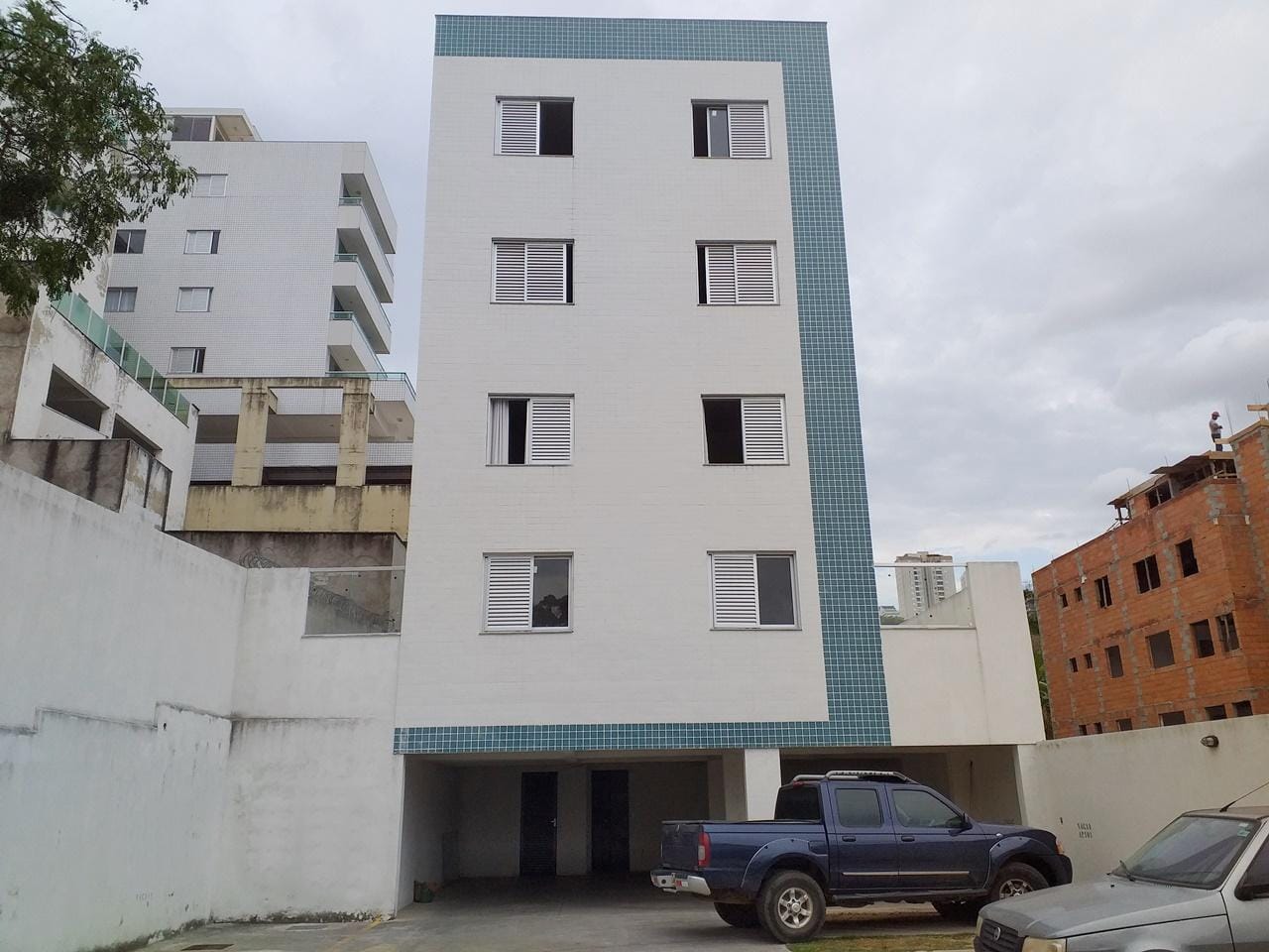 Cobertura Duplex à venda, 3 quartos, 2 vagas, no Ouro Preto, Belo Horizonte, MG. Local muito tranquilo. Perto do IMEI. Imóvel novo. miniatura 31