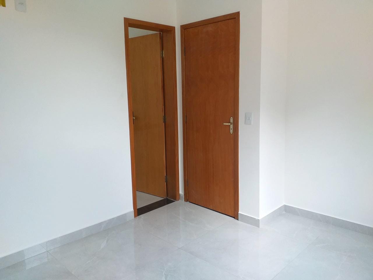 Cobertura Duplex à venda, 3 quartos, 2 vagas, no Ouro Preto, Belo Horizonte, MG. Local muito tranquilo. Perto do IMEI. Imóvel novo. miniatura 14