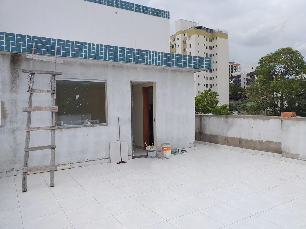 Cobertura Duplex à venda, 3 quartos, 2 vagas, no Ouro Preto, Belo Horizonte, MG. Local muito tranquilo. Perto do IMEI. Imóvel novo. miniatura 18