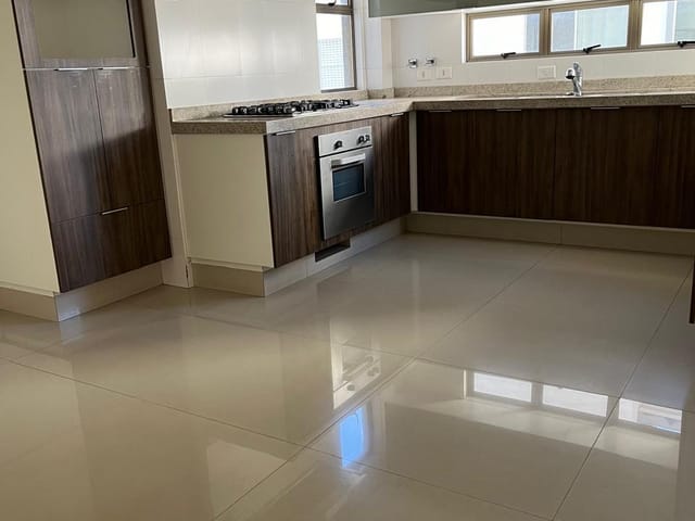 Apartamento com 468m² 5 quartos e 6 banheiros, à venda, no bairro Setor Bueno em Goiânia