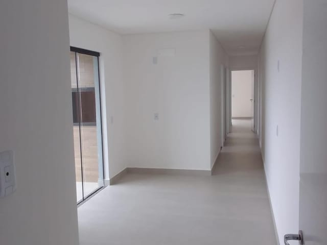 Apartamento com 161m² 3 quartos e 2 banheiros, à venda, no bairro Bom Jesus em São José dos Pinhais