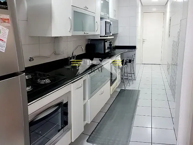 Apartamento Duplex 3 quartos e 1 banheiro, à venda, no bairro Vila Gomes Cardim em São Paulo
